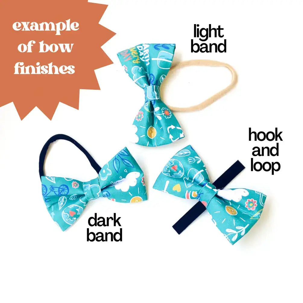 doggish - Gilded Bat bow Halloween dog bow tie pet accessory