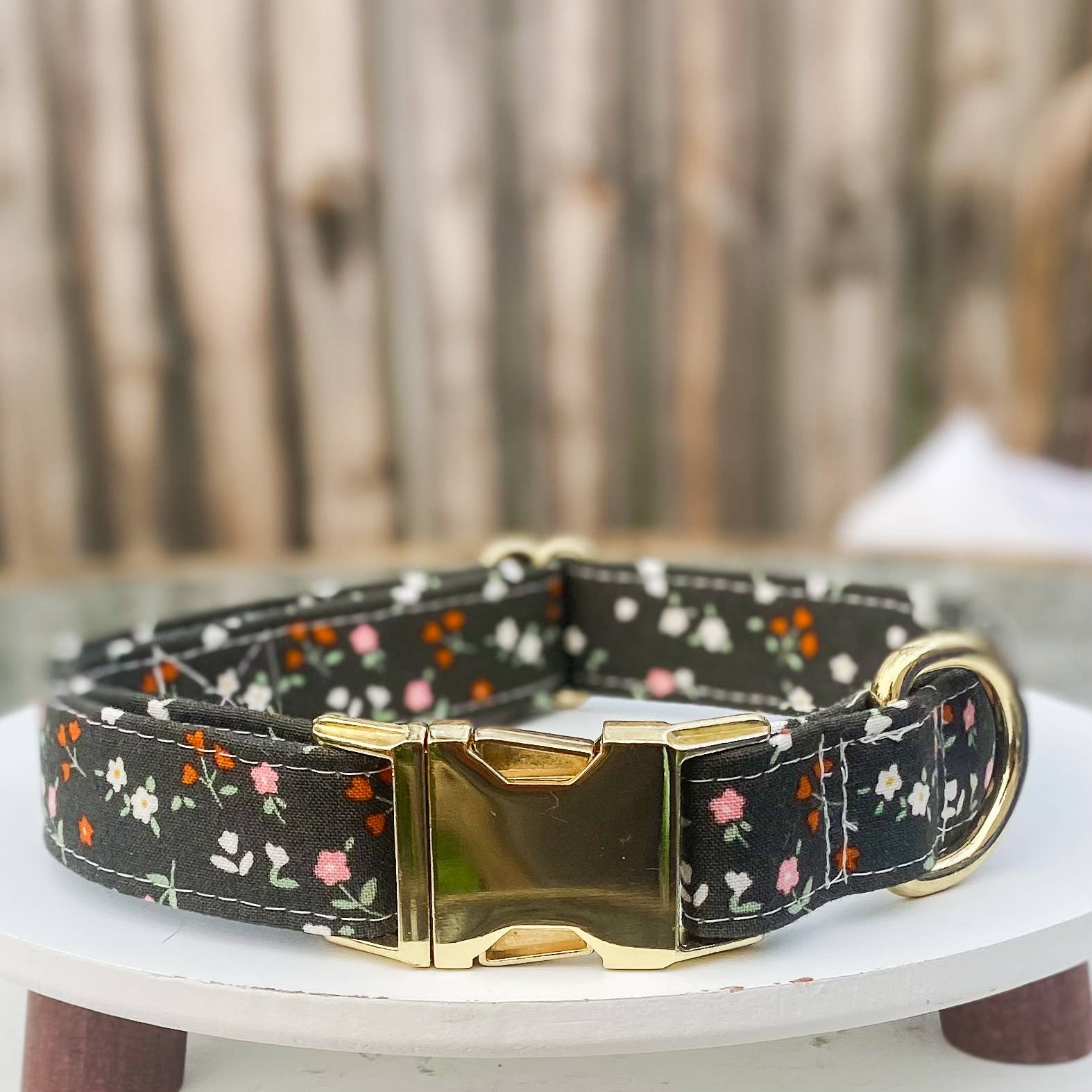 doggish - Handmade dog collar moss green and rust floral daisy
