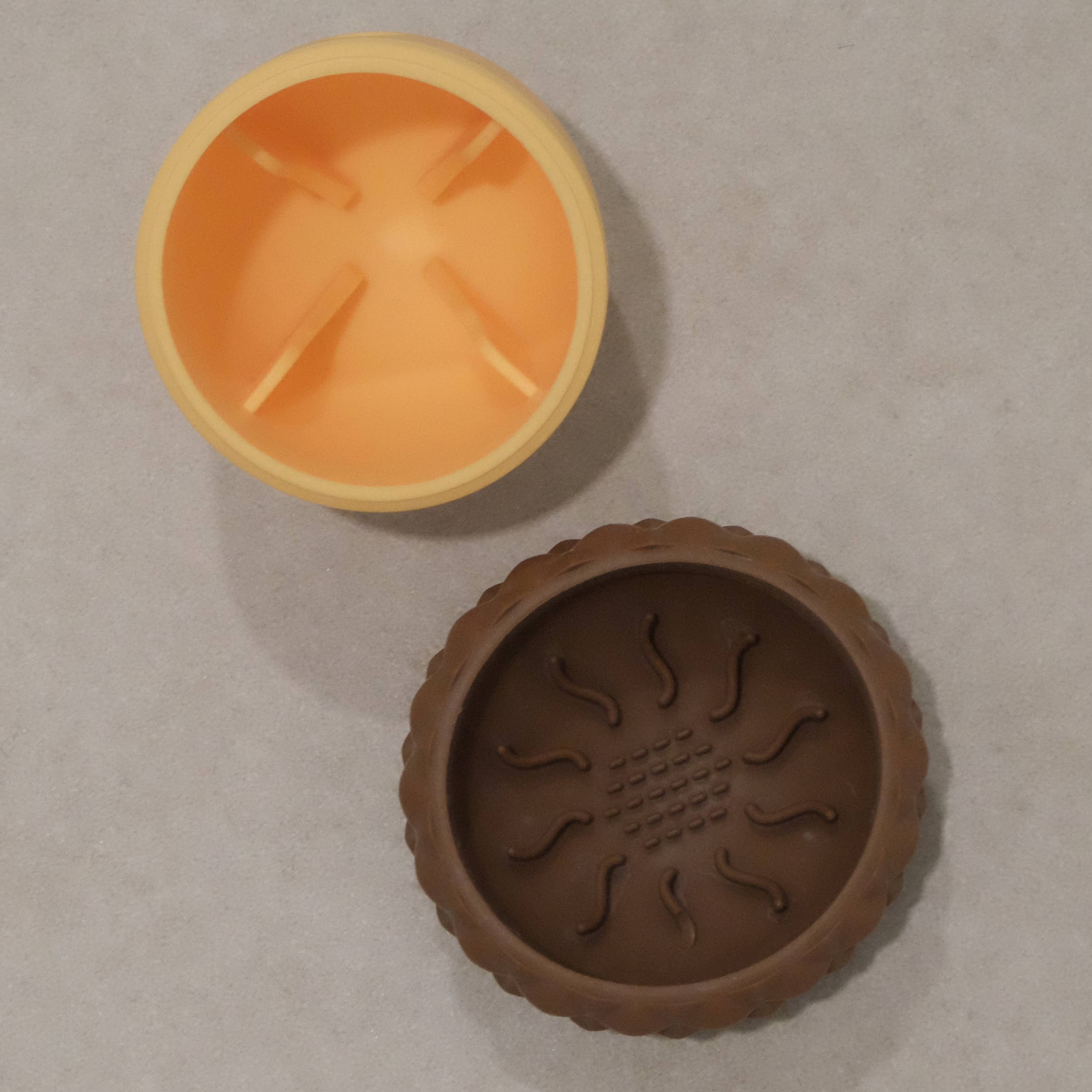Food Dispenser & Slow Feeder Pinecone Enrichment Toy