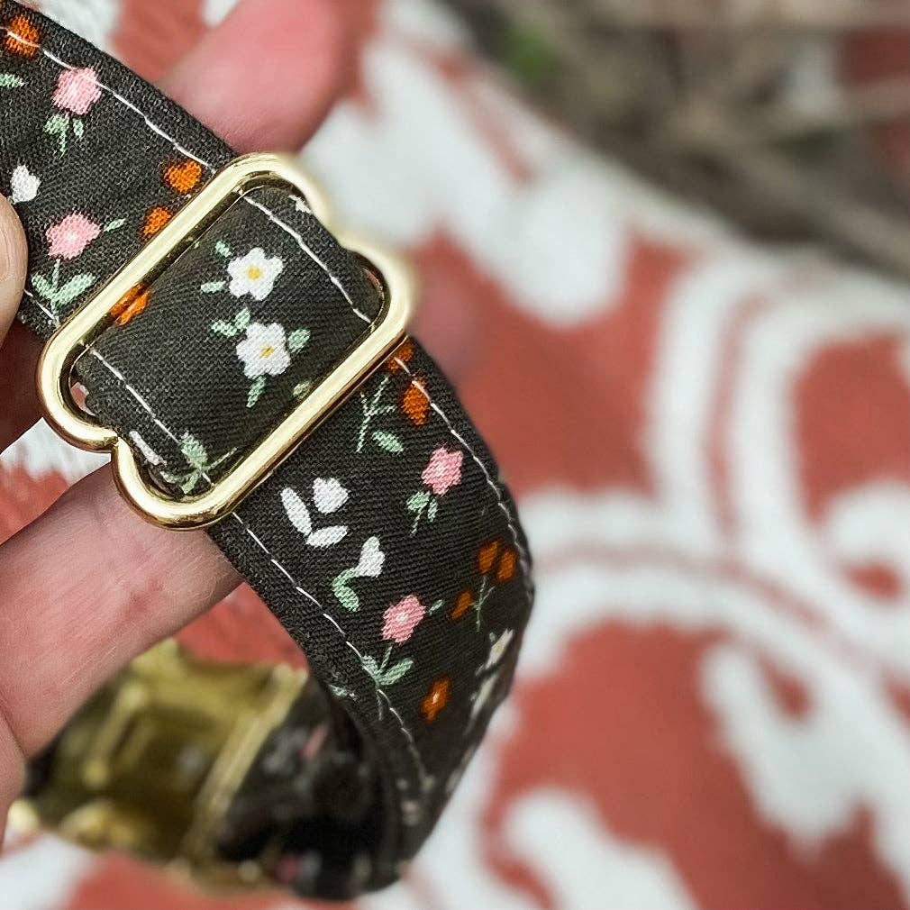 doggish - Handmade dog collar moss green and rust floral daisy