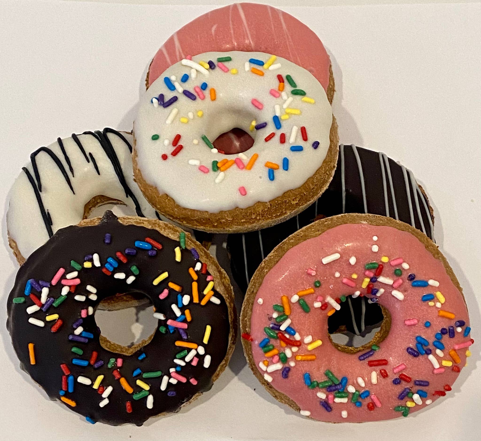 DELCO DOG CO. - Gourmet Doggie Donuts