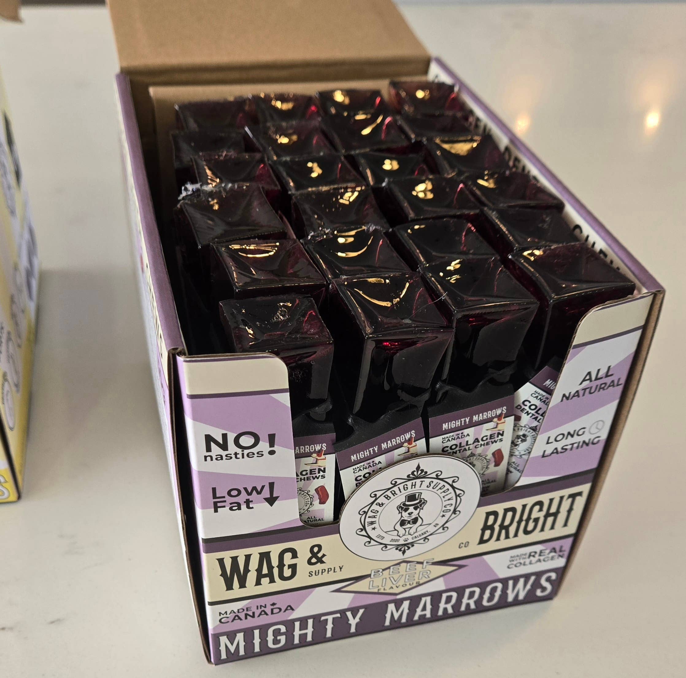 Wag & Bright Supply Co. - Mighty Marrows Collagen Dental Chew - Beef Liver - Large