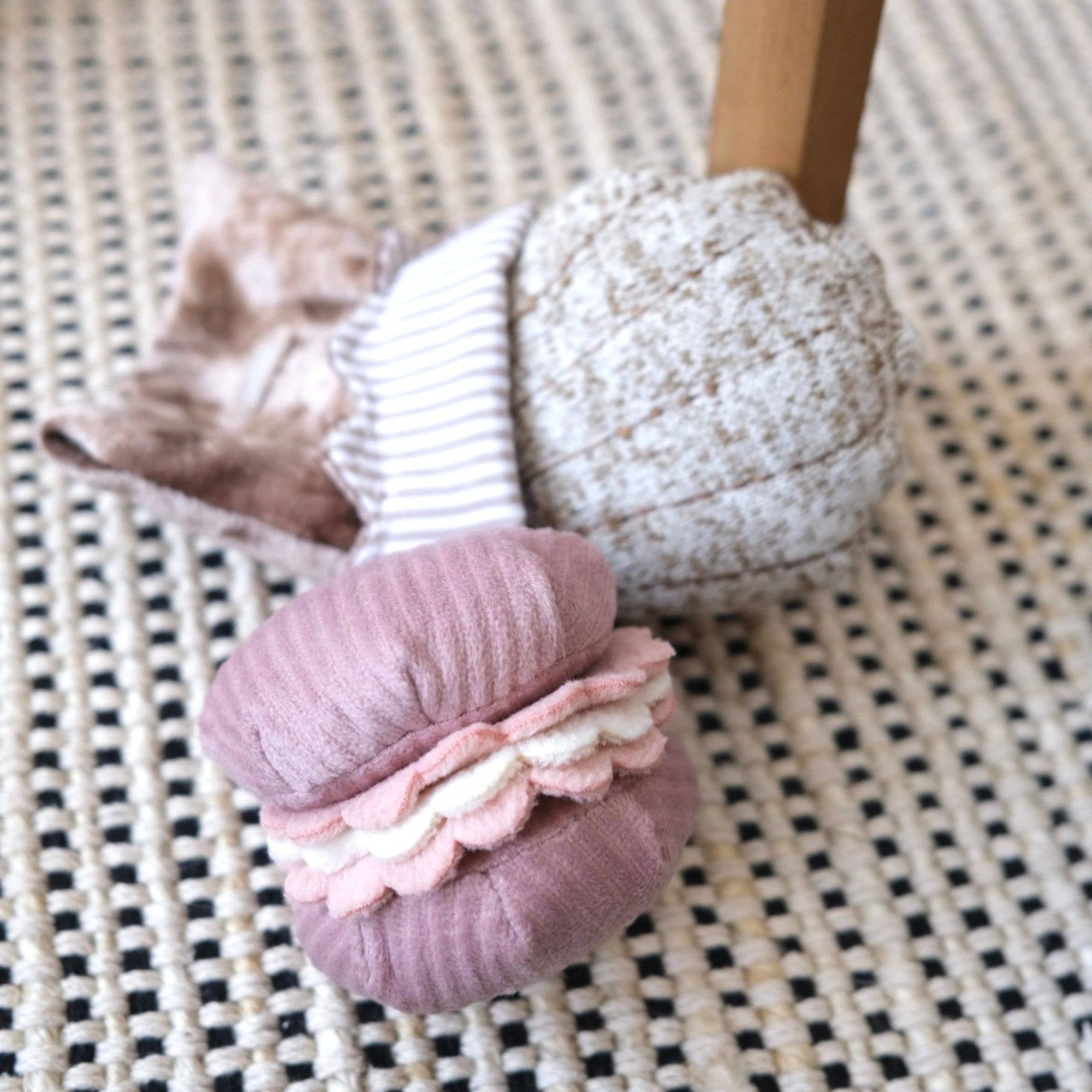 Lambwolf Collective - PETITE TWO/ENRICHMENT DOG TOY