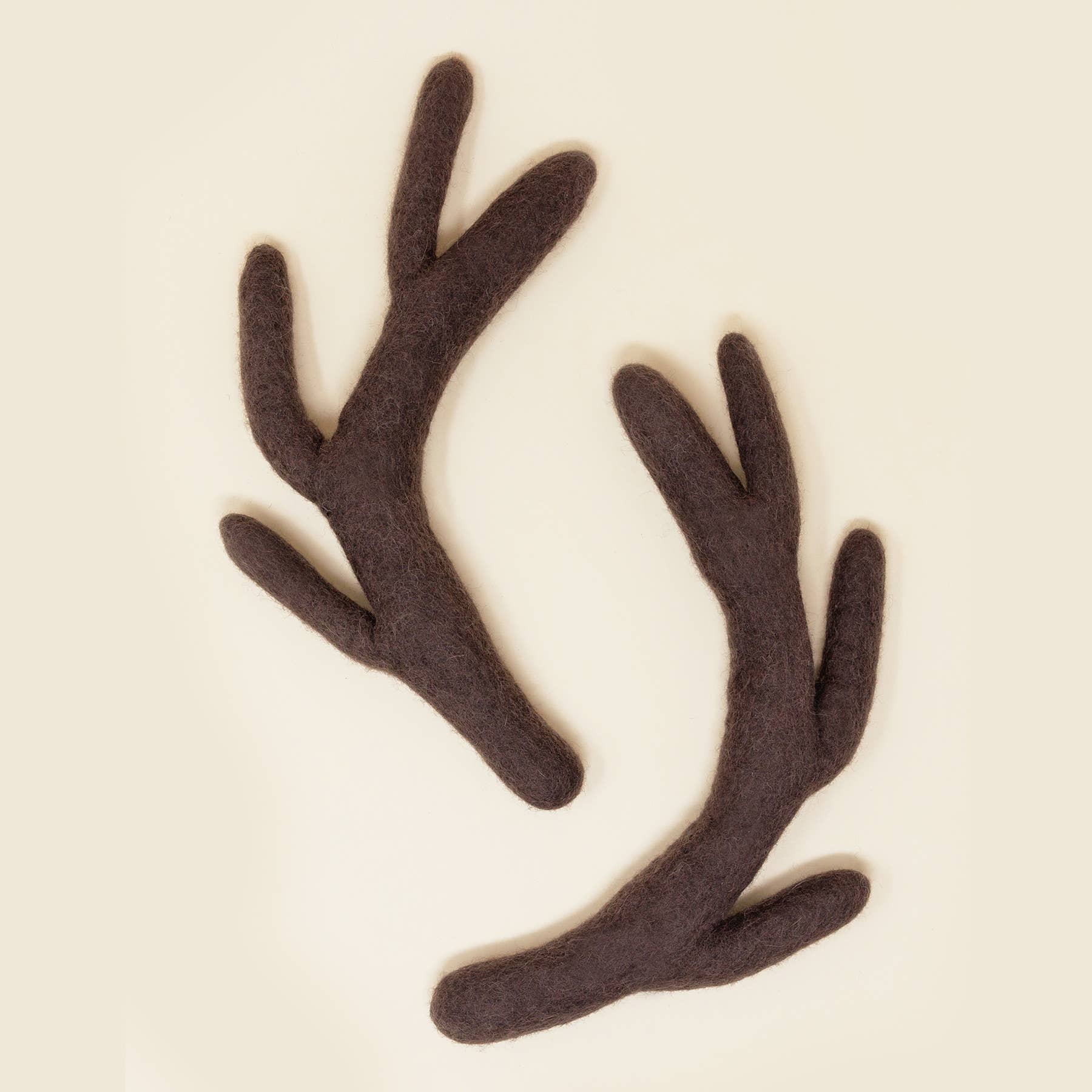 WOOL ANTLER