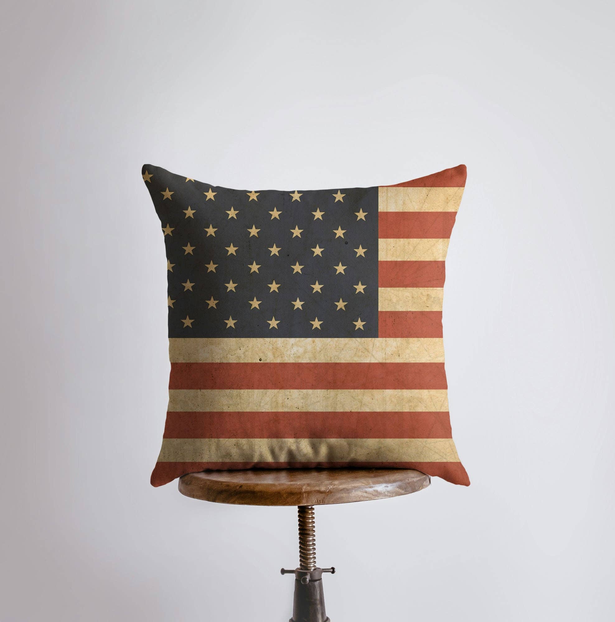 UniikPillows - Grunge | American Flag | Pillow Cover | Throw Pillow | Home Decor | Decor Rustic | Flag Decor | Gift for Men | American Patriot | Gift Idea