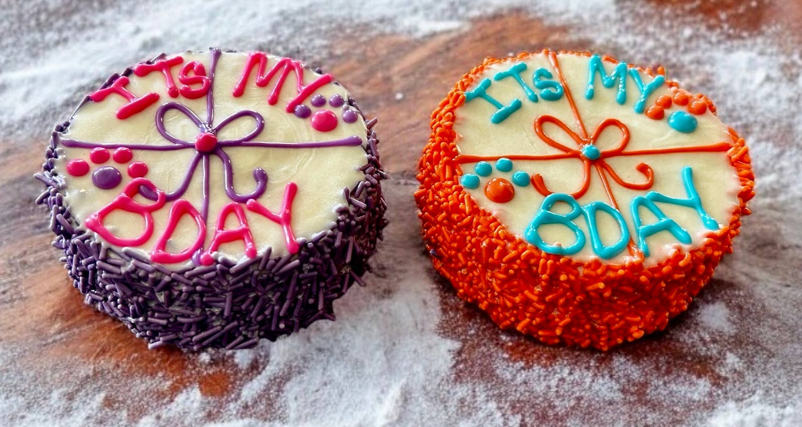 PAWTY Present Cake dog treat