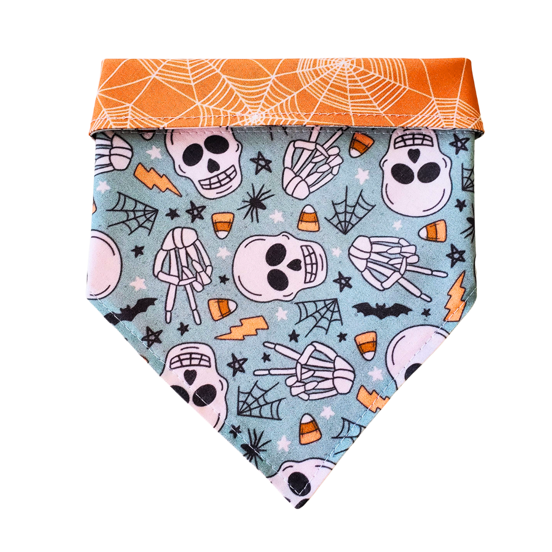 Charlie & the Hound - Peace & Skulls  - Reversible Dog Collar Bandana